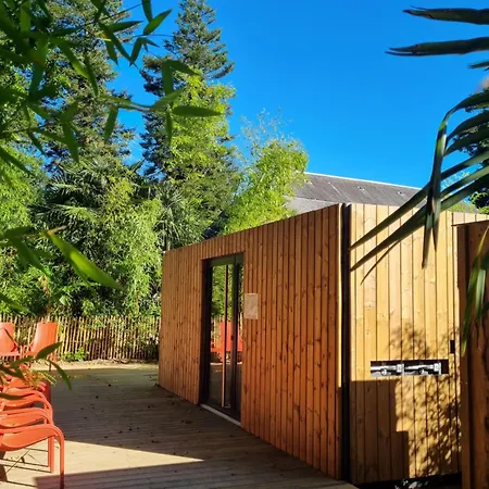 De L Orangerie De Lanniron Mobilhome Esprit Zen R26 مكان تخييم *